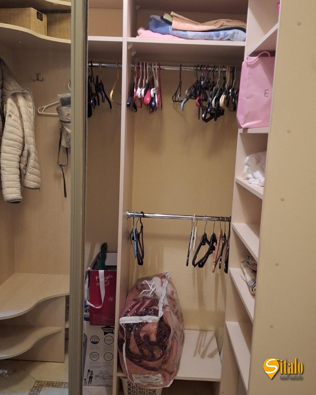 Продаж 1-кімнатної квартири 43 м², Драгоманова вул., 12А