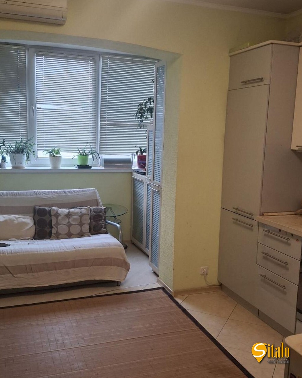 Продаж 1-кімнатної квартири 43 м², Драгоманова вул., 12А