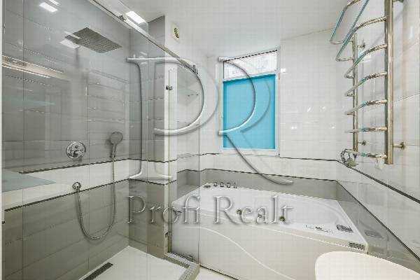 Продажа 3-комнатной квартиры 92 м², Воскресенская ул., 16Б