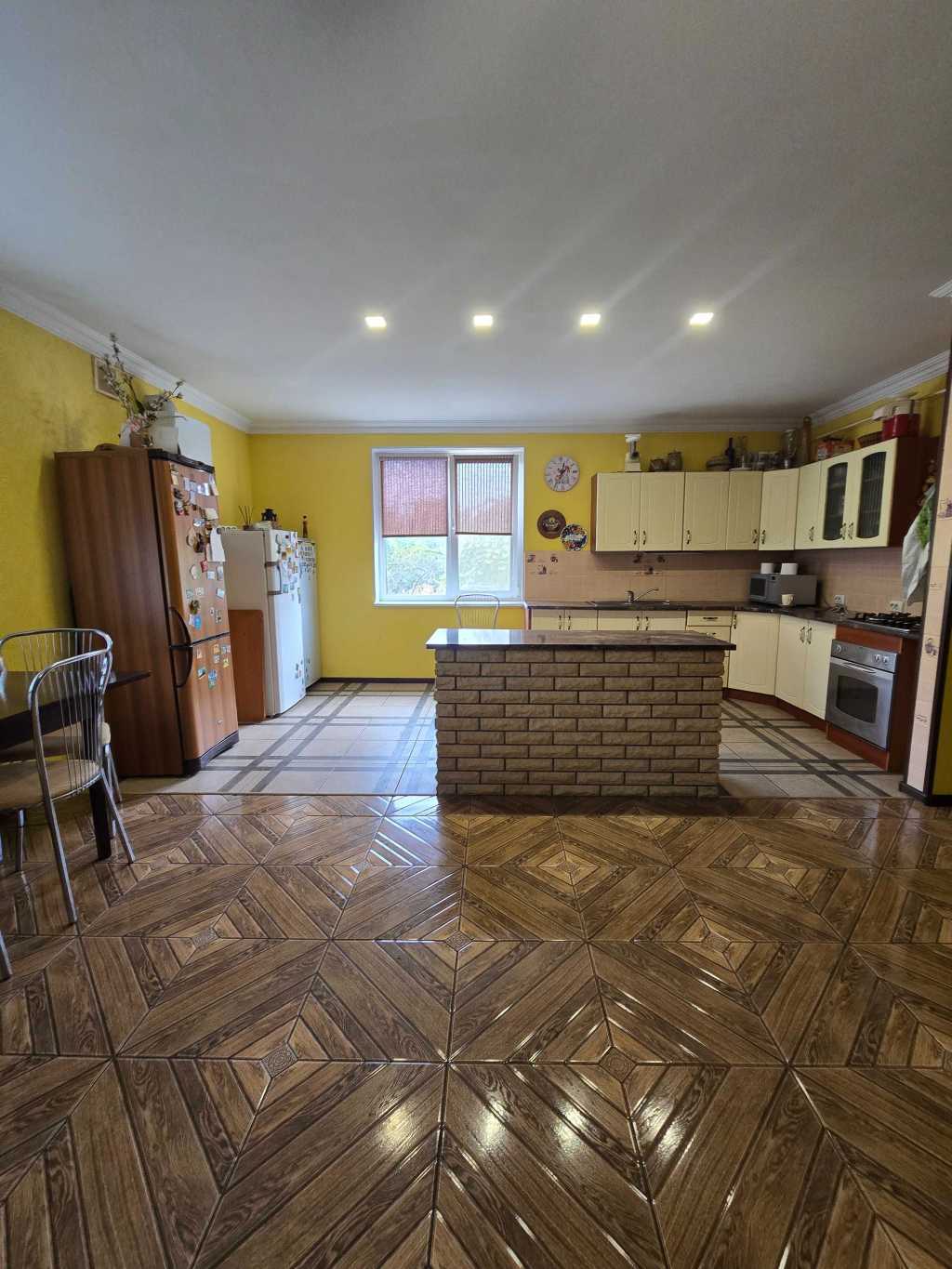 Продажа дома 310 м², Фіаніт, 5