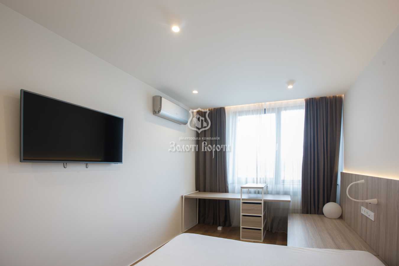 Продаж 1-кімнатної квартири 48 м², Володимира Антоновича вул., 74