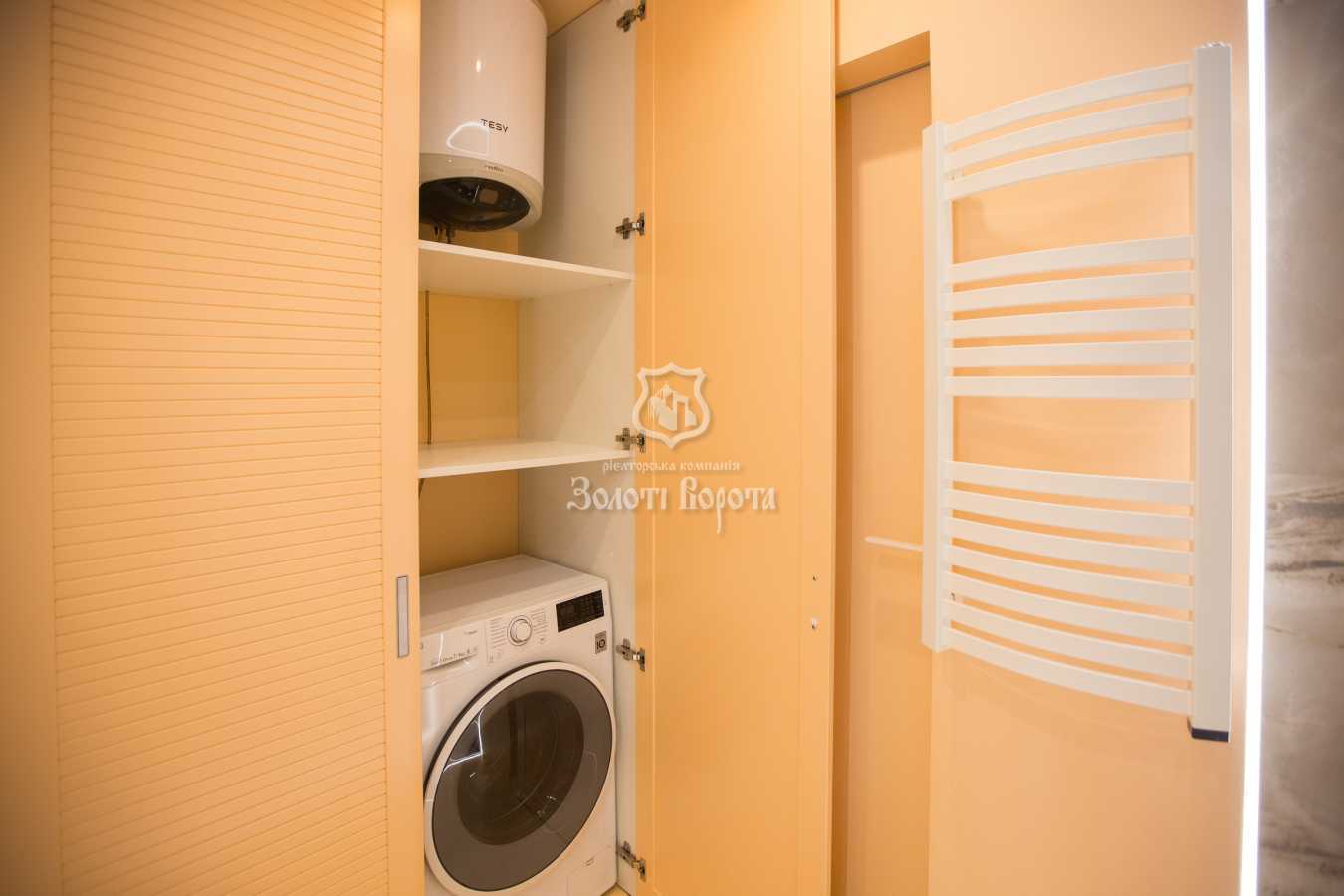 Продаж 1-кімнатної квартири 48 м², Володимира Антоновича вул., 74