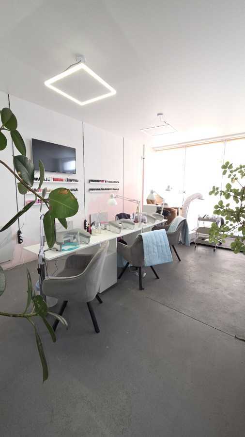 Продаж приміщення вільного призначення 48 м², Михайла Величка вул., 24А