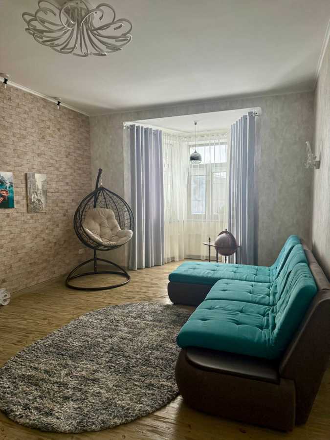 Аренда дома 360 м², Озерна