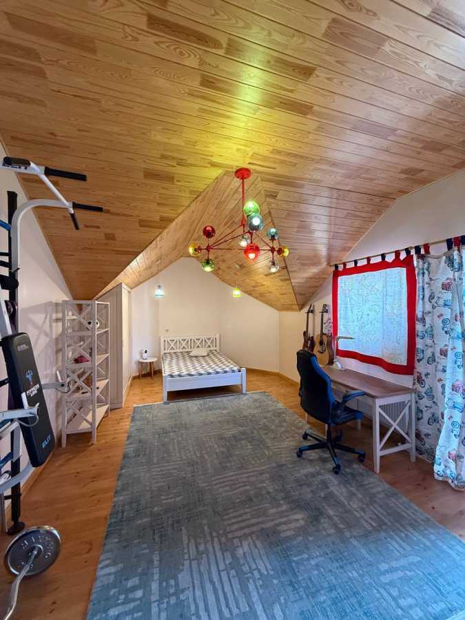 Аренда дома 360 м², Озерна