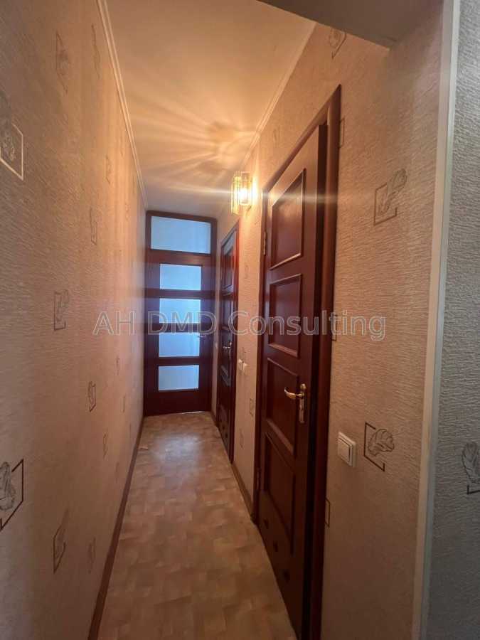 Продажа 4-комнатной квартиры 79 м², Анатолия Соловьяненко ул., 2/6