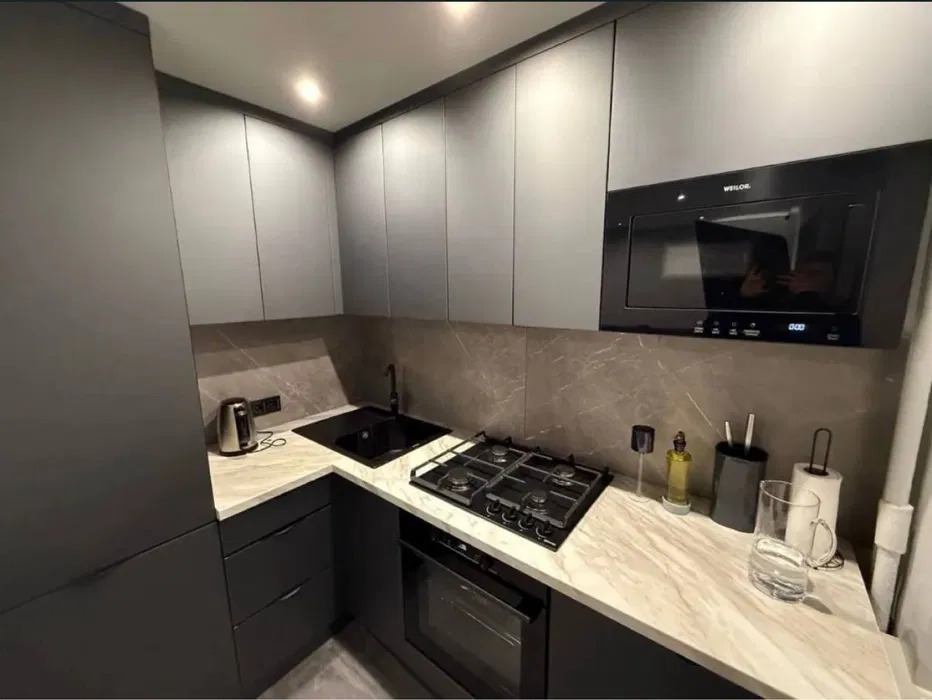 Продажа 1-комнатной квартиры 30 м², Казакова ул.