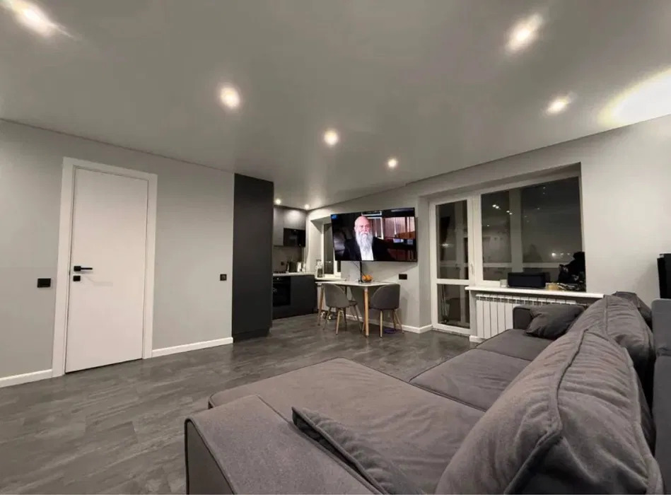 Продажа 1-комнатной квартиры 30 м², Казакова ул.