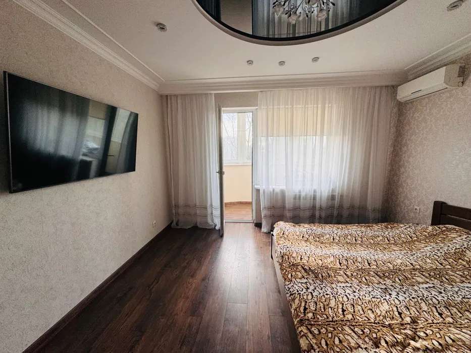 Продажа 3-комнатной квартиры 73 м², Семена Палия ул., 94