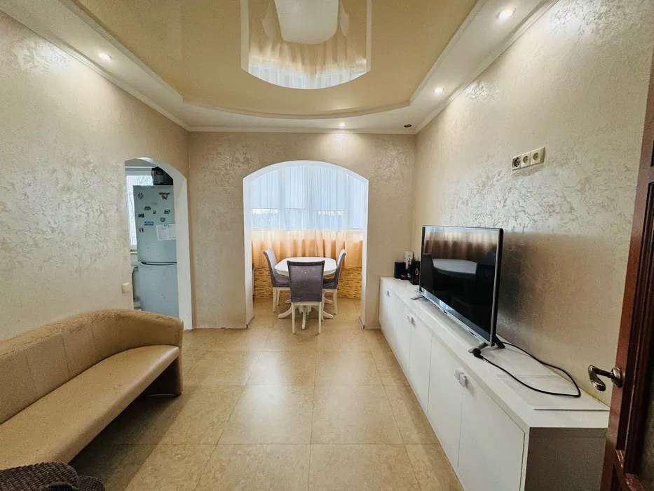 Продажа 3-комнатной квартиры 73 м², Семена Палия ул., 94