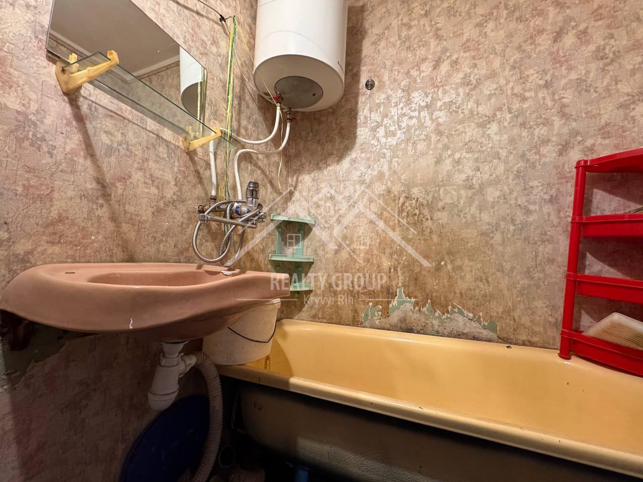 Продажа 3-комнатной квартиры 65.2 м², Лисового ул.