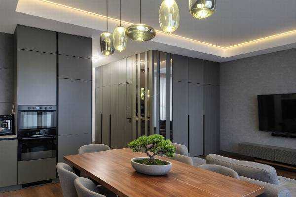 Продаж 3-кімнатної квартири 144 м², Правди просп., 49
