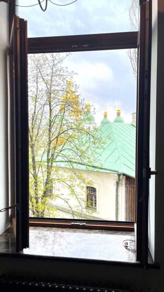 Продаж 1-кімнатної квартири 54 м², Стрілецька вул., 7/6