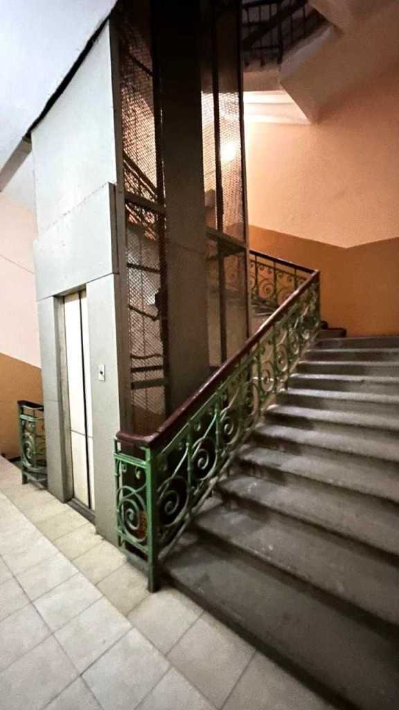 Продаж 1-кімнатної квартири 54 м², Стрілецька вул., 7/6