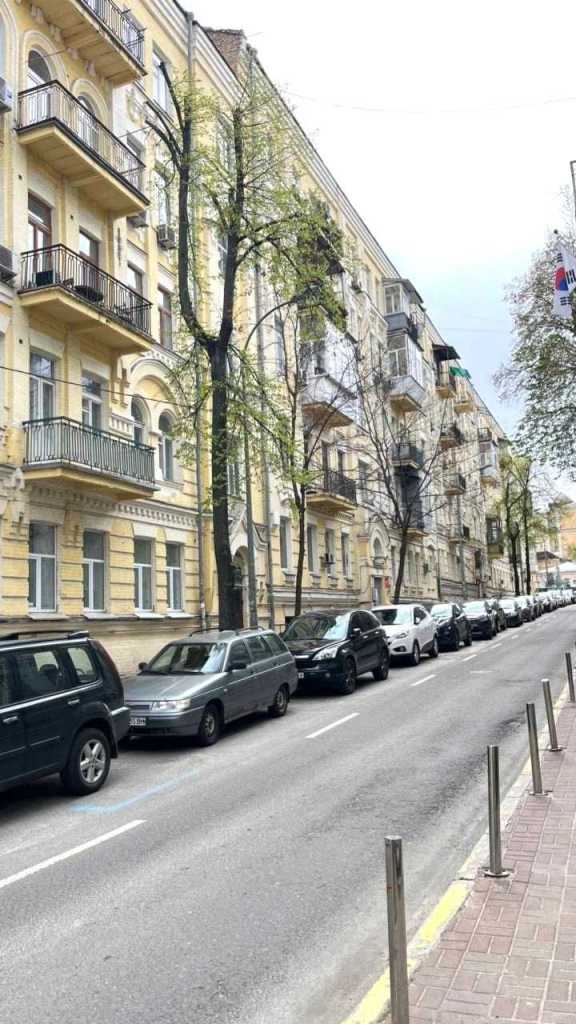 Продаж 1-кімнатної квартири 54 м², Стрілецька вул., 7/6
