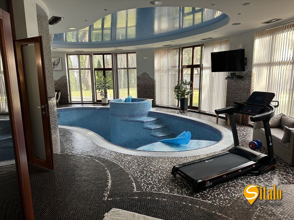 Аренда дома 560 м²