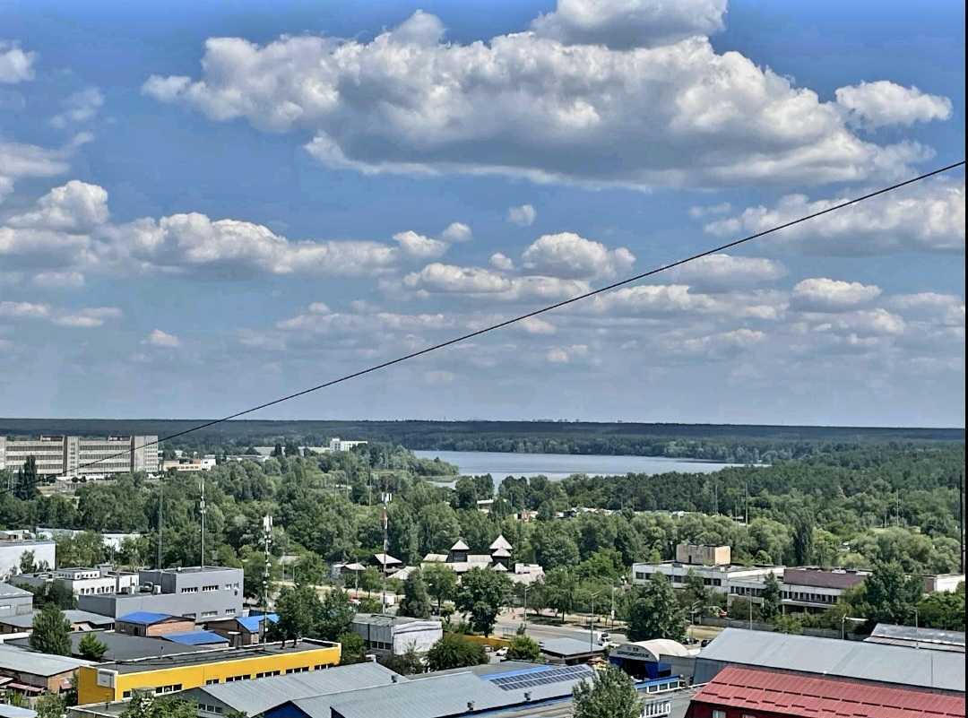 Продажа 3-комнатной квартиры 85 м², Николая Закревского ул., 33