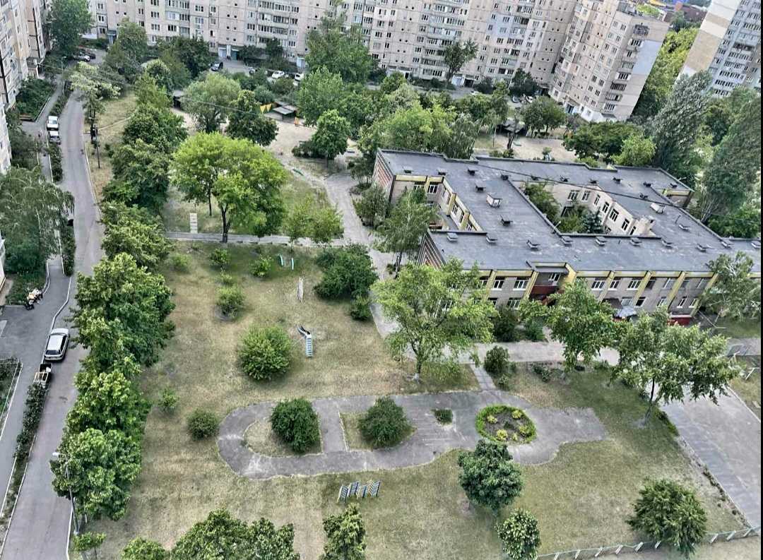 Продажа 3-комнатной квартиры 85 м², Николая Закревского ул., 33