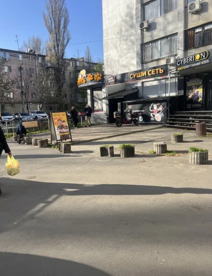 Аренда другого торгового помещения 95 м², Академика Филатова ул.