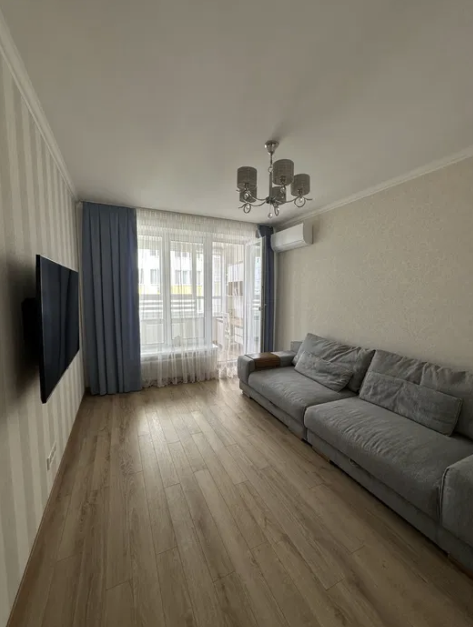 Продажа 2-комнатной квартиры 75000 м²