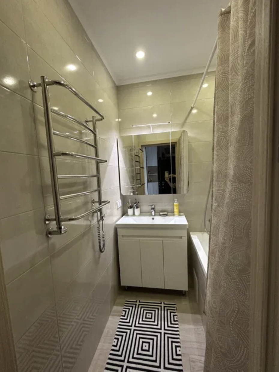 Продажа 2-комнатной квартиры 75000 м²