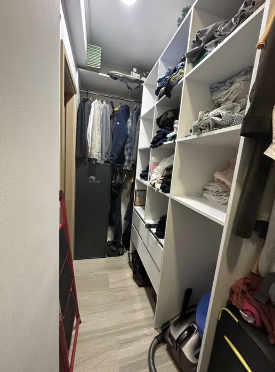 Продажа 2-комнатной квартиры 75000 м²