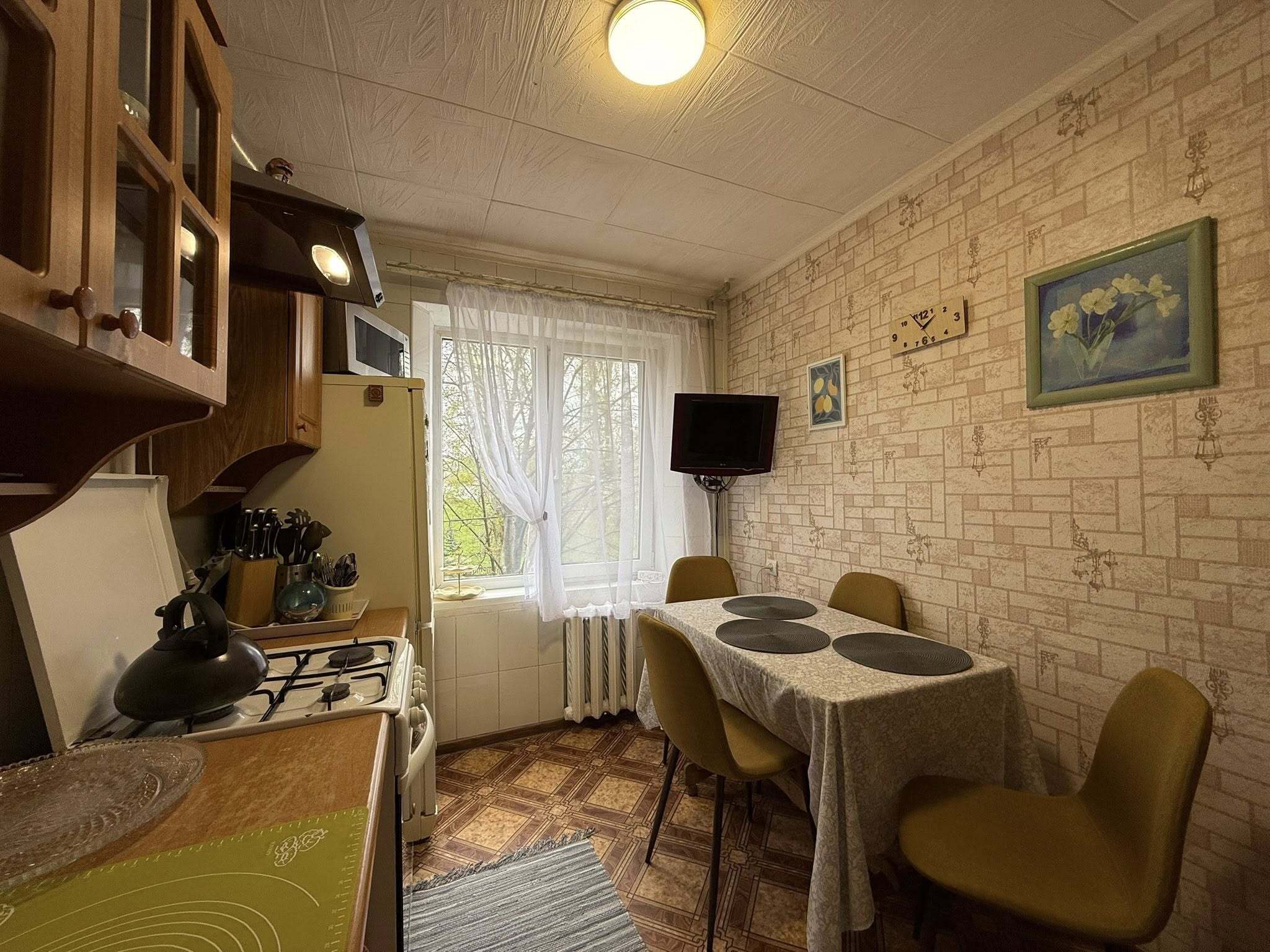 Аренда 3-комнатной квартиры 70 м², Гладкова ул., 43