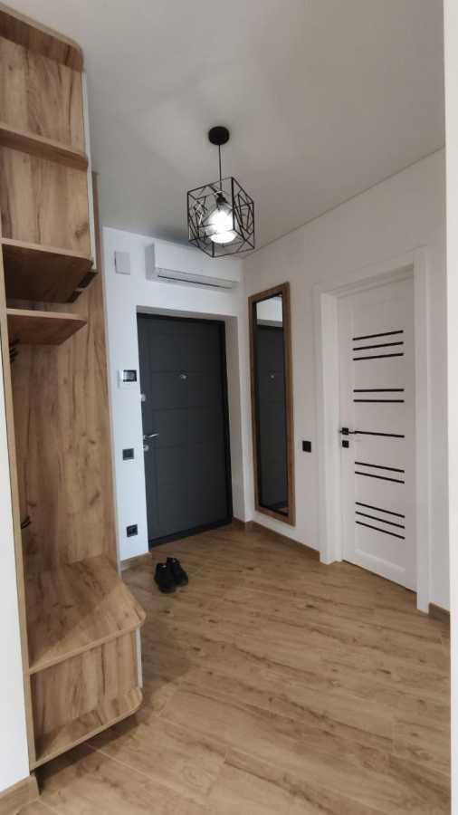 Аренда 1-комнатной квартиры 50 м², Угорская ул., 12