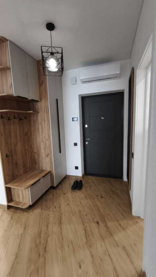 Аренда 1-комнатной квартиры 50 м², Угорская ул., 12