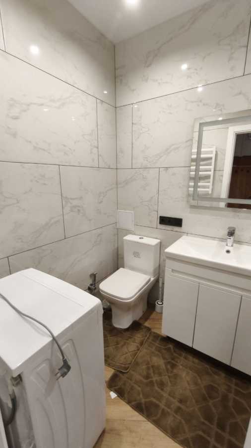 Аренда 1-комнатной квартиры 50 м², Угорская ул., 12