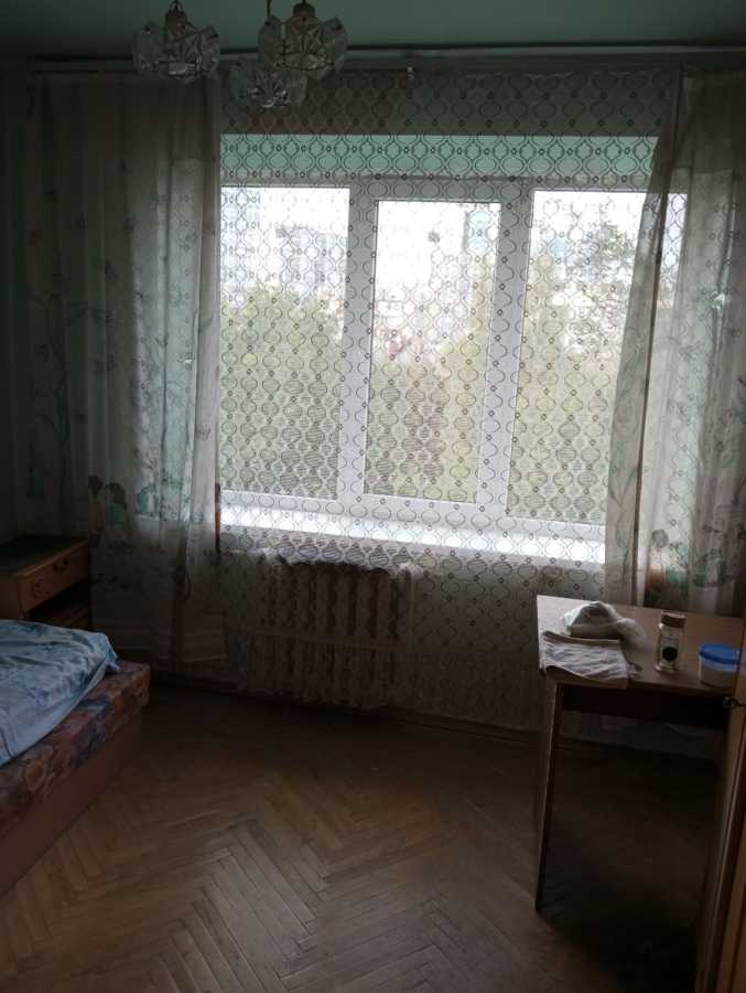 Оренда кімнати/частини квартири, Дегтярівська вул., 6