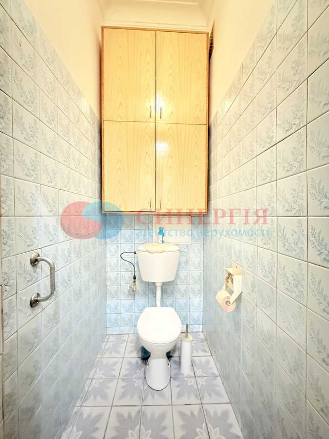 Продажа 2-комнатной квартиры 94 м², Институтская ул., 20/8