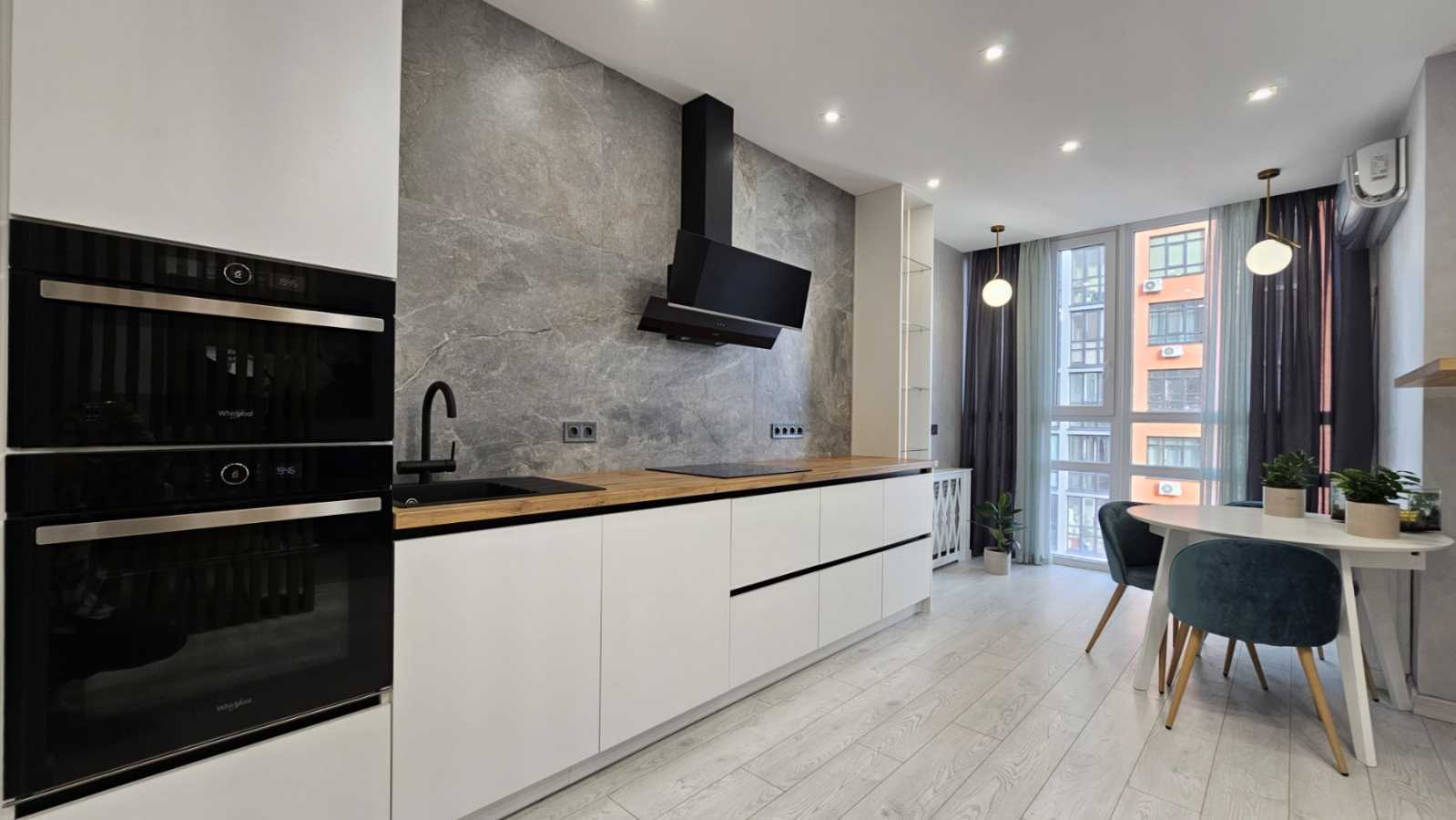 Продажа 1-комнатной квартиры 45 м², Николая Гулака ул., 4