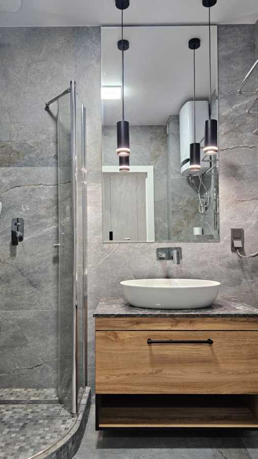 Продажа 1-комнатной квартиры 45 м², Николая Гулака ул., 4