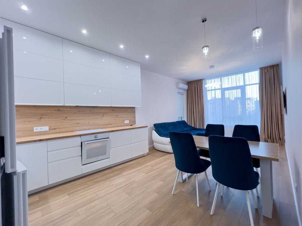 Оренда 1-кімнатної квартири 56.3 м², Саперне Поле вул., 5А