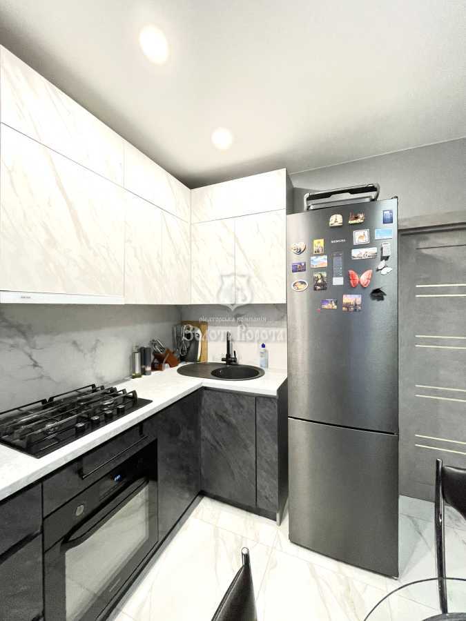 Продажа 1-комнатной квартиры 40.9 м², Вишневая ул., 27