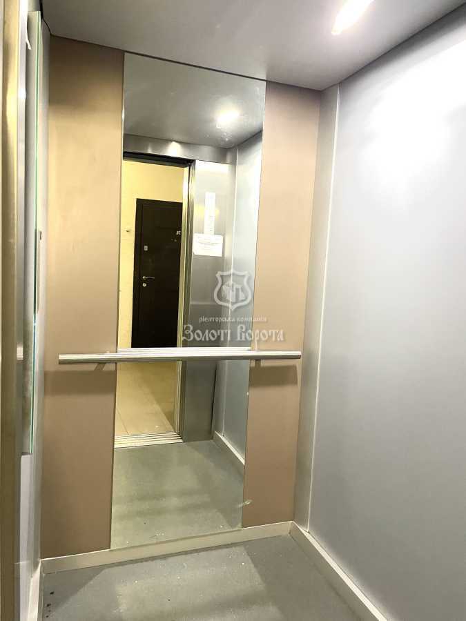 Продажа 1-комнатной квартиры 40.9 м², Вишневая ул., 27