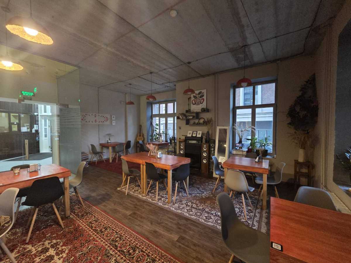 Оренда офісу 78.5 м², Кожем'яцька вул., 10а