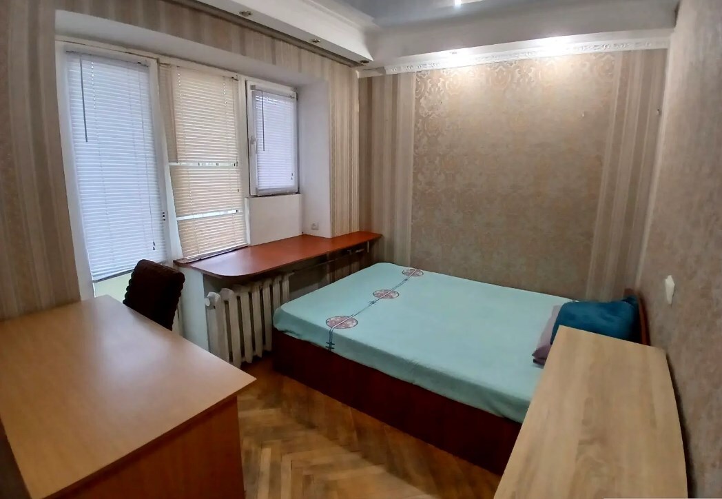 Продажа 2-комнатной квартиры 43 м², Голосеевский просп., 82