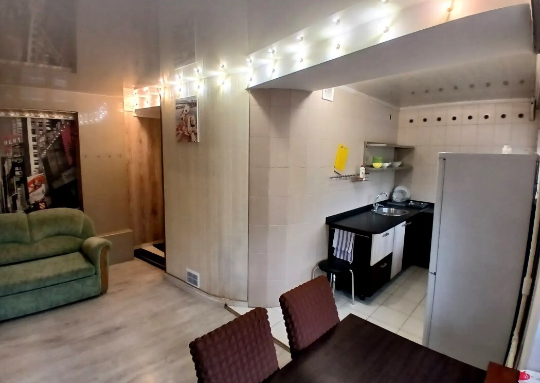 Продажа 2-комнатной квартиры 43 м², Голосеевский просп., 82