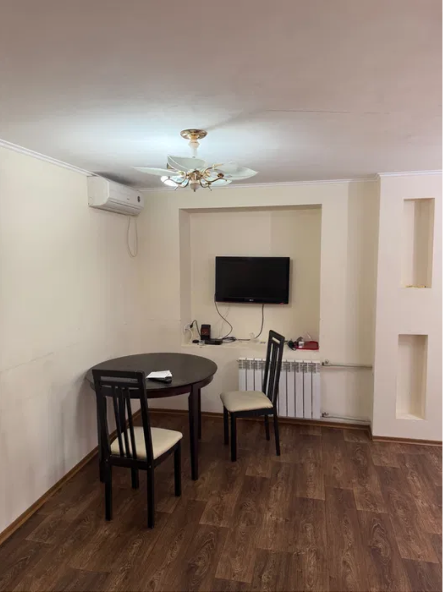 Продаж 2-кімнатної квартири 48 м², Слави бул., 58