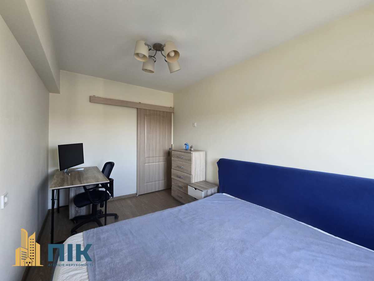 Продаж 2-кімнатної квартири 46 м², Оболонський просп., 16Е