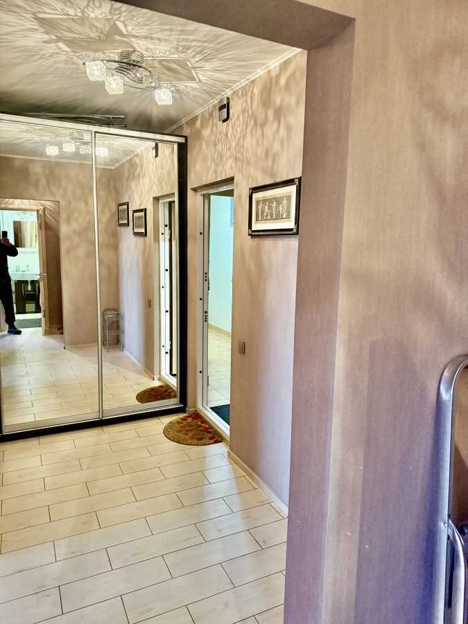 Продаж 1-кімнатної квартири 42.6 м², Олевська вул., 7