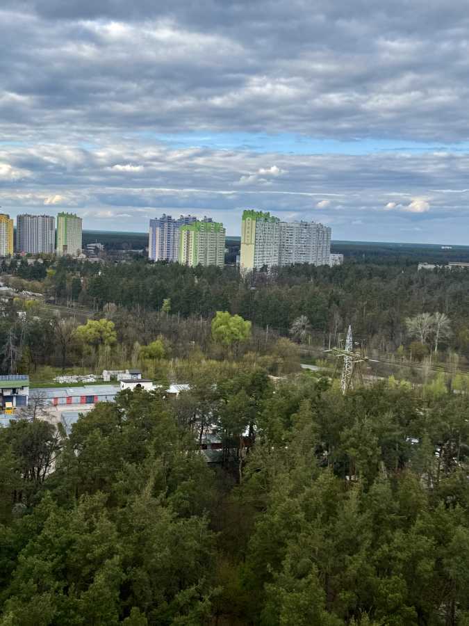 Продаж 1-кімнатної квартири 42.6 м², Олевська вул., 7