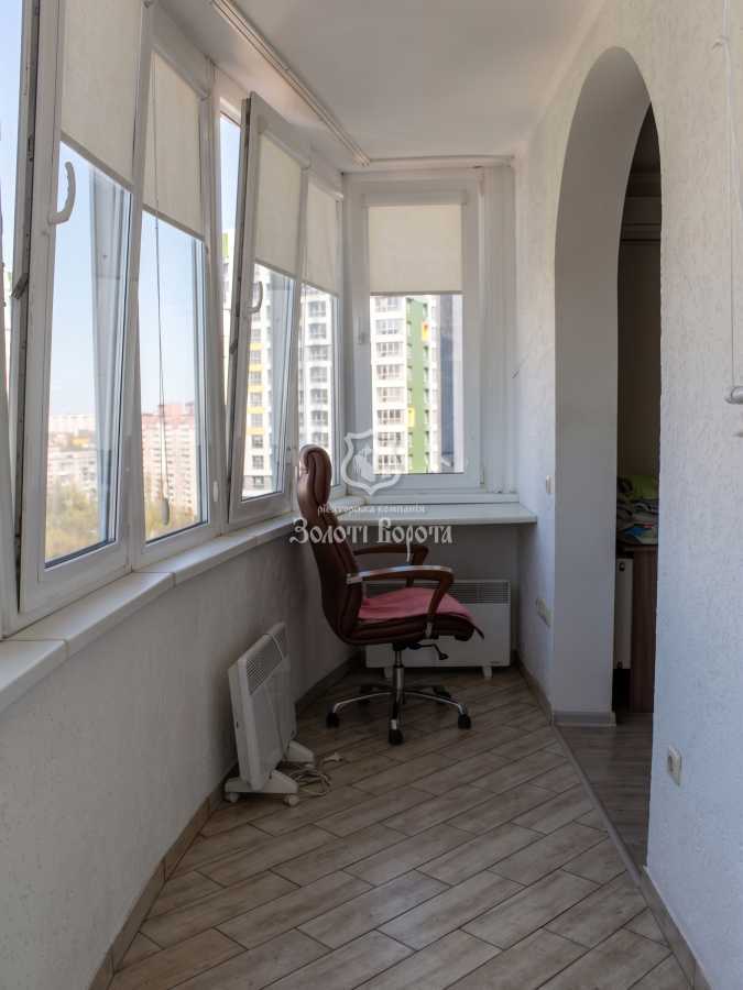 Продаж 2-кімнатної квартири 92 м², Вишгородська вул., 45Б/4