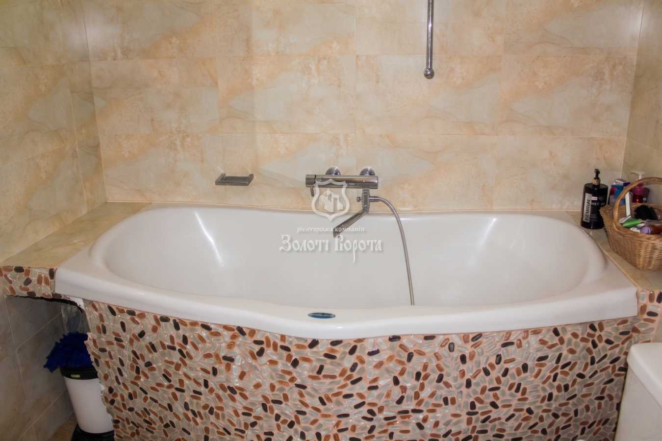 Продаж 2-кімнатної квартири 92 м², Вишгородська вул., 45Б/4