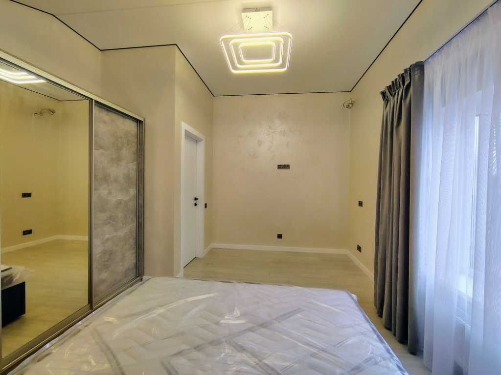 Продажа 1-комнатной квартиры 42 м², Бузкова