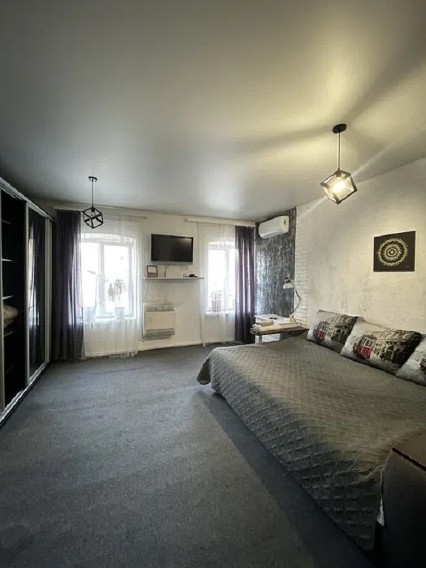 Продаж 2-кімнатної квартири 40 м², Генерала Ватутіна вул.