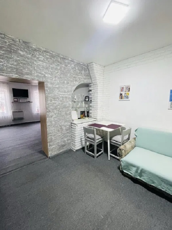 Продаж 2-кімнатної квартири 40 м², Генерала Ватутіна вул.