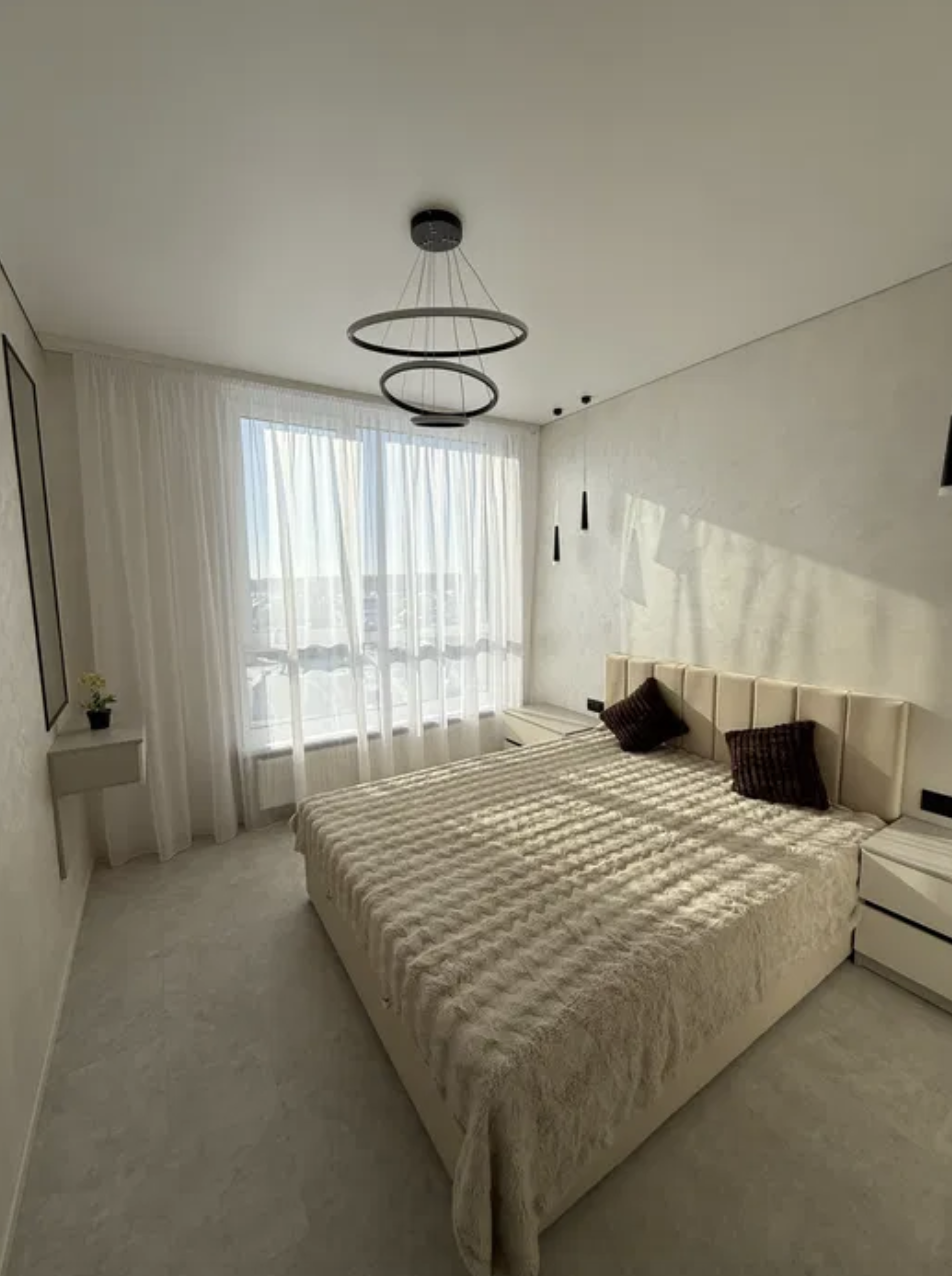 Продаж 2-кімнатної квартири 48 м², Гагаріна просп.